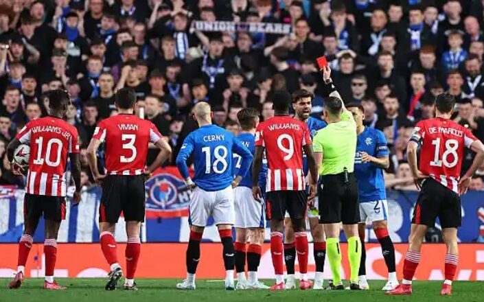 Ten-man Rangers hold Bilbao to Europa League draw