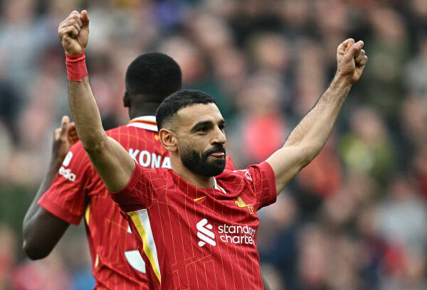 Mohamed Salah extends Liverpool contract
