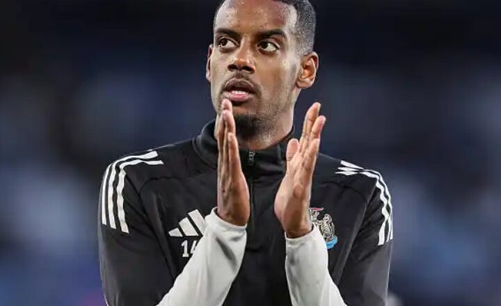 Arsenal have four options to do Alexander Isak deal despite Liverpool advantage