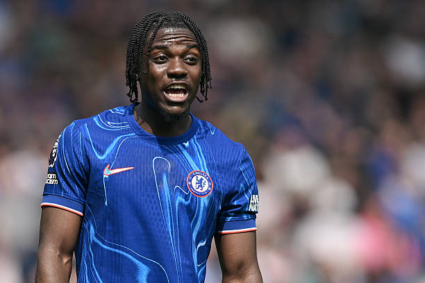 Chelsea could make shock decision to sell midfield star