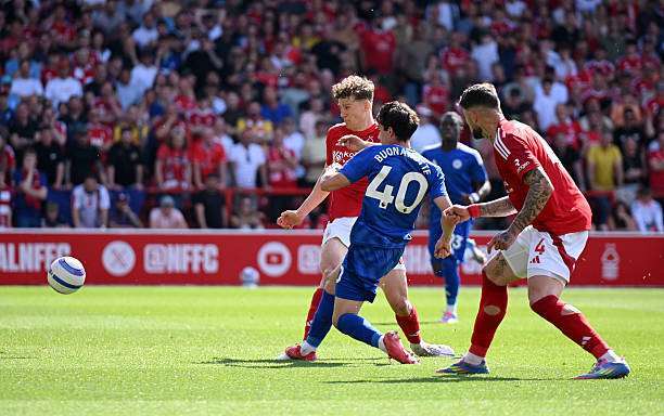 Leicester strike late to dent Forest’s top-five hopes