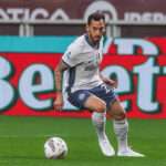 Inter ready to listen to offers for Hakan Calhanoglu