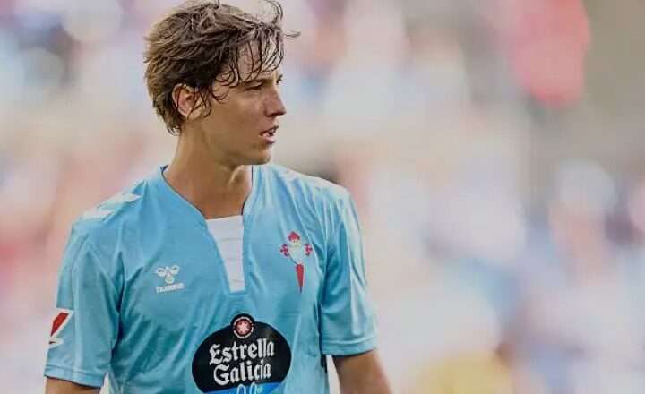 Wolves sign Lopez from Celta Vigo in £19m deal