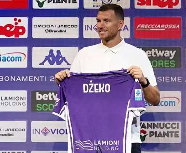 Edin Dzeko pleads with Fiorentina sensation to improve after committing future to Serie A side