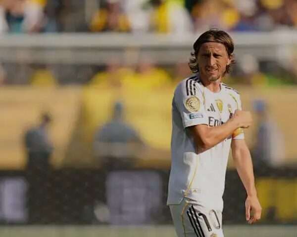 Modric to join Milan after Club World Cup – Allegri