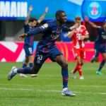 Paris Saint-Germain shut down Bayern Munich, reach CWC semis