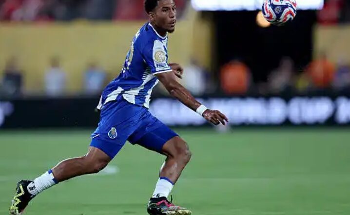 Football transfer news