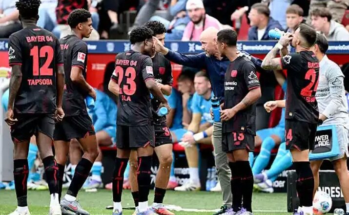 Ten Hag loses first Bundesliga match as Leverkusen boss