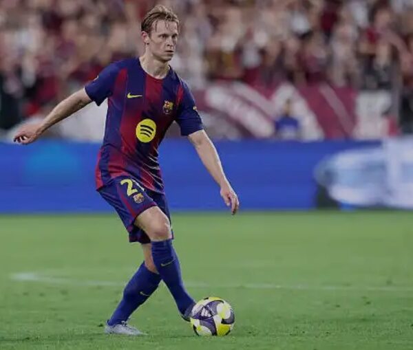 De Jong decides: Barca midfielder reveals stance over contract extension