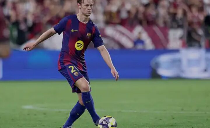 De Jong decides: Barca midfielder reveals stance over contract extension
