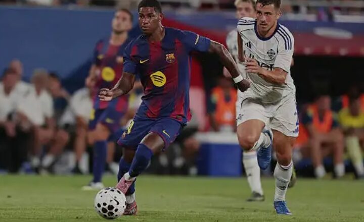 Barcelona wrap up pre-season with rout of Italy’s Como