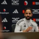 man united football news:Dyche tipped to replace Amorim