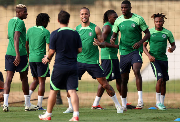 football news Nigeria: Galatasaray send private jet to fly injured Osimhen to Turkey