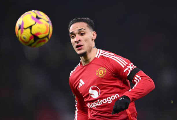 man utd latest news